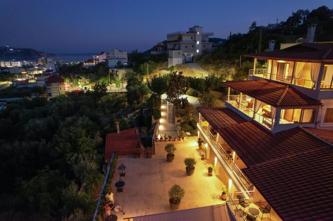Royal 1967 Bed & Breakfast Himare Bagian luar foto